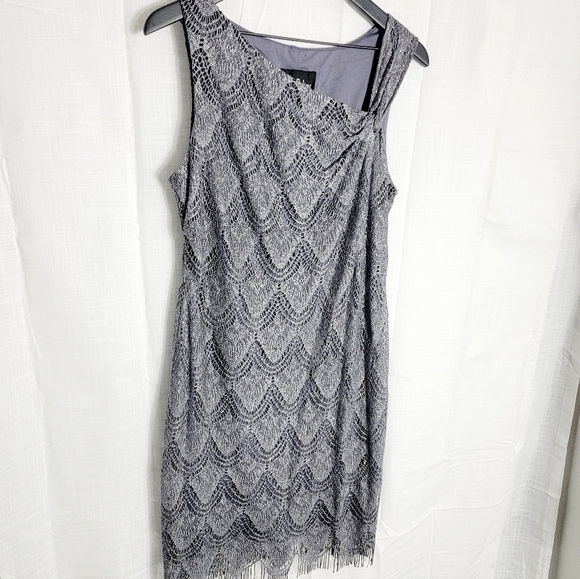 S.L. Fashions Metallic Thread Lace Crochet Women's Party Dress Size M - Picture 3 of 9